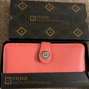 Stone Mountain wallet